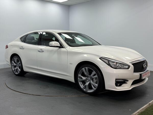 Infiniti Q70 2.2d Sport Auto Euro 5 (s/s) 4dr