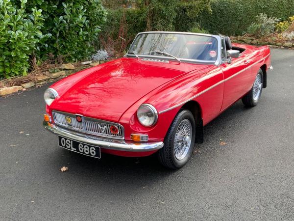MG MGB 1.8 ROADSTER 2d 92 BHP