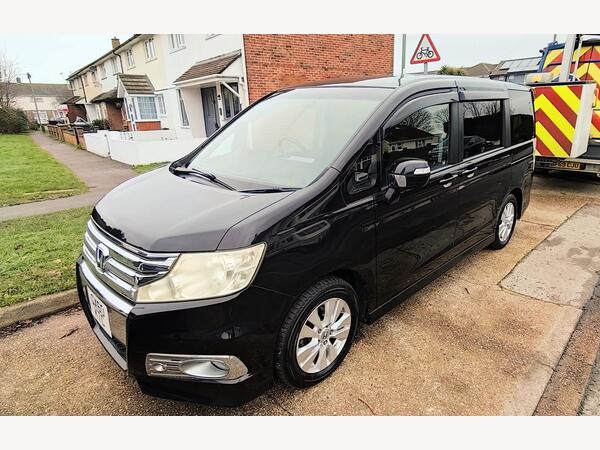 Honda Stepwagon Spada
