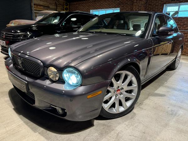 Jaguar XJ 2.7 TDVi Sovereign 4dr