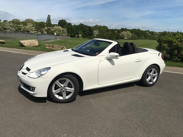 Mercedes-Benz SLK 3.0 SLK280 Convertible 2dr Petrol G-Tronic Euro 5 (231 ps)