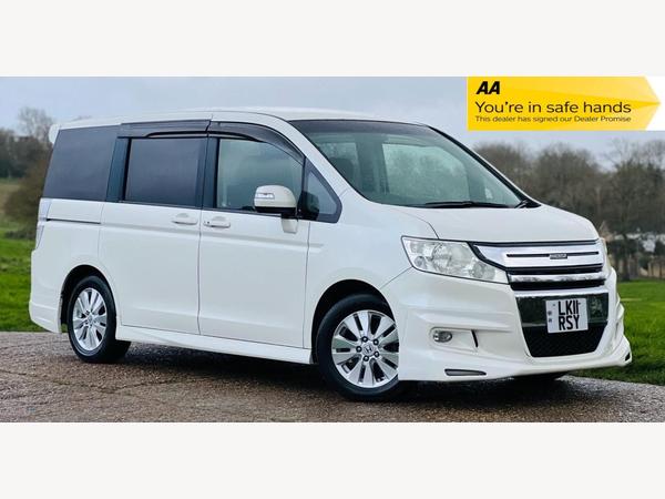 Honda Stepwagon SPADA,2 L PETROL AUTOMATIC,8 SEATER, 5dr