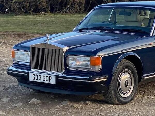 Rolls-Royce Silver Spirit