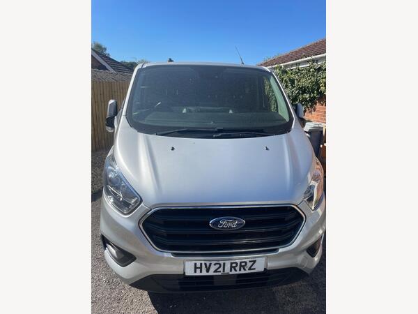 Ford Transit Custom 2.0 320 EcoBlue Limited Crew Van Double Cab 5dr Diesel Auto L2 H1 Euro 6 (s/s) (130 ps)