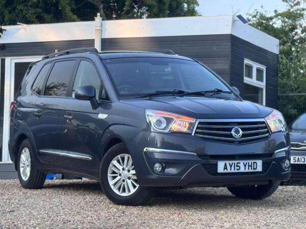 SsangYong Turismo 2.0 e-XDi ES T-Tronic Euro 5 5dr