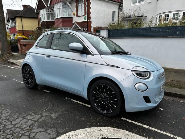 Fiat 500e C 42kWh La Prima Auto 2dr