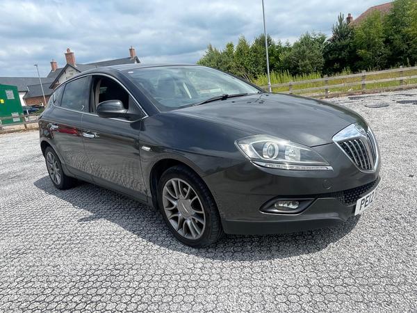 Chrysler Delta 1.6 M-Jet SR Euro 5 5dr