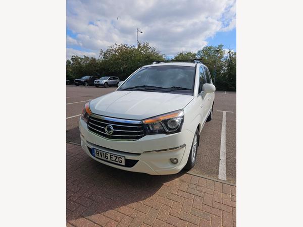 SsangYong Turismo 2.2D EX T-Tronic Euro 6 5dr