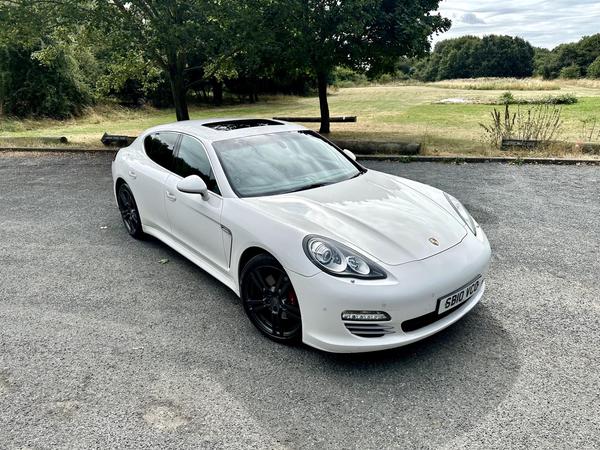 Porsche Panamera 4.8 V8 4S PDK 4WD Euro 5 (s/s) 5dr