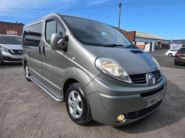 Renault Trafic 2.0 dCi SL27 Sport Crew Van QS6 L1 H1 4dr (Phase 3)