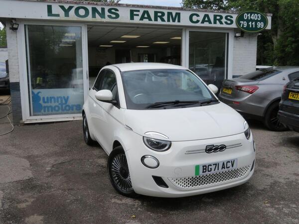 Fiat 500e 42kWh Icon Auto 3dr