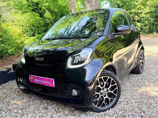 Smart fortwo 17.6kWh Exclusive Auto 2dr (22kW Charger)