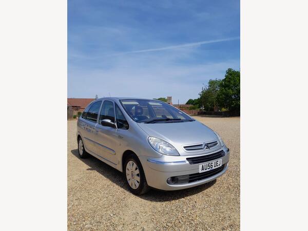 Citroen Xsara Picasso 1.6i 16V Exclusive 5dr