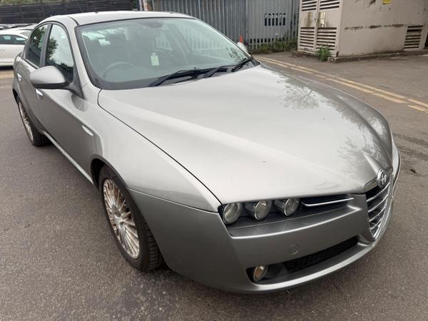 Alfa Romeo 159 2.4 JTDM Lusso Q-Tronic 4dr