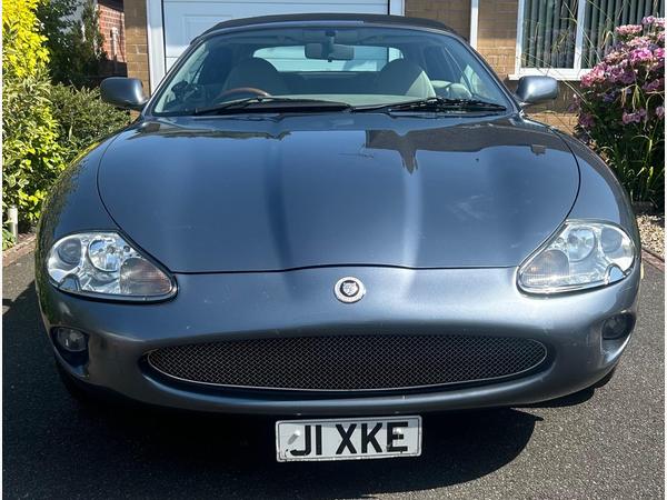 Jaguar XK8 4.0 2dr