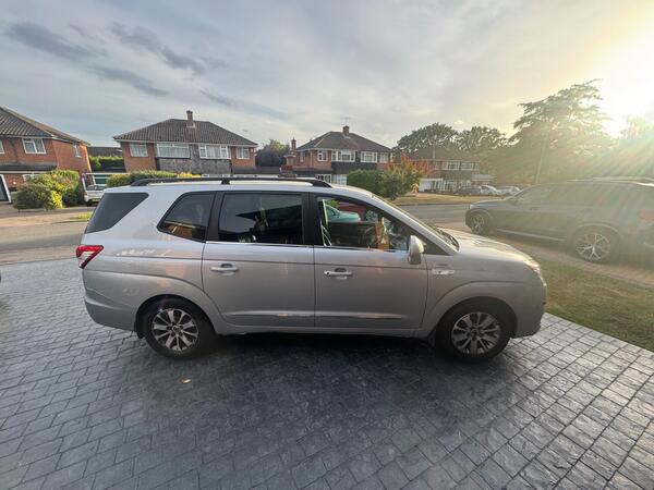 SsangYong Turismo 2.2D ELX T-Tronic 4WD Selectable Euro 6 5dr
