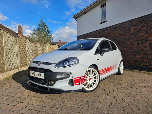 Abarth Punto Evo 1.4 Turbo Hatchback 3dr Petrol 6 Speed Manual (200bhp)