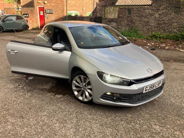 Volkswagen Scirocco 2.0 TSI GT DSG Euro 4 3dr