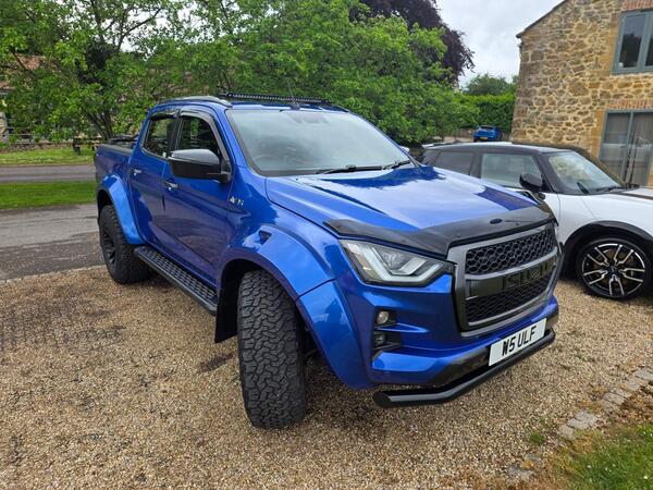 Isuzu D-Max 1.9 TD Arctic Trucks AT35 Pickup Double Cab 4dr Diesel Auto 4WD Euro 6 (s/s) (164 ps)