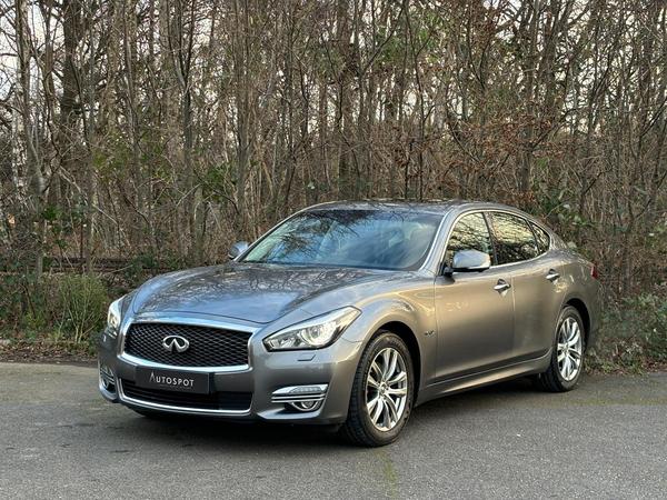 Infiniti Q70 3.5h V6 Premium Tech Auto Euro 5 (s/s) 4dr