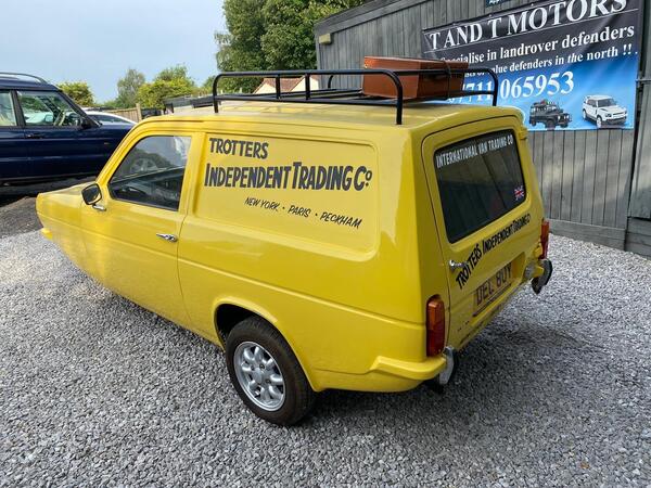 Reliant Regal