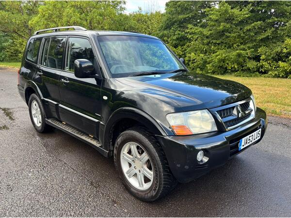 Mitsubishi Shogun 3.2 DI-D Warrior 5dr