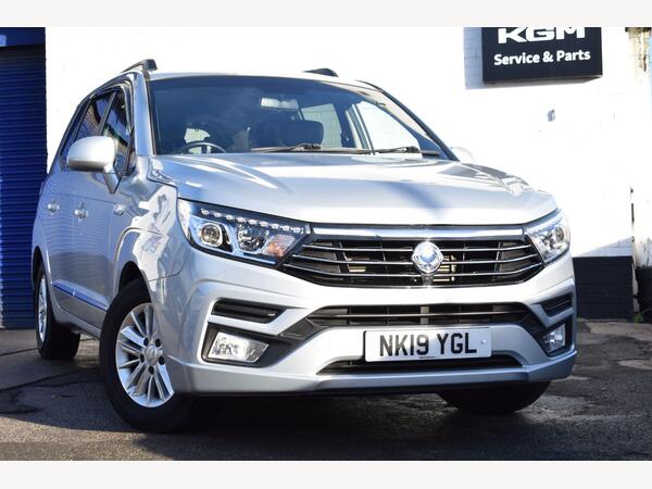 SsangYong Turismo 2.2D EX Euro 6 5dr