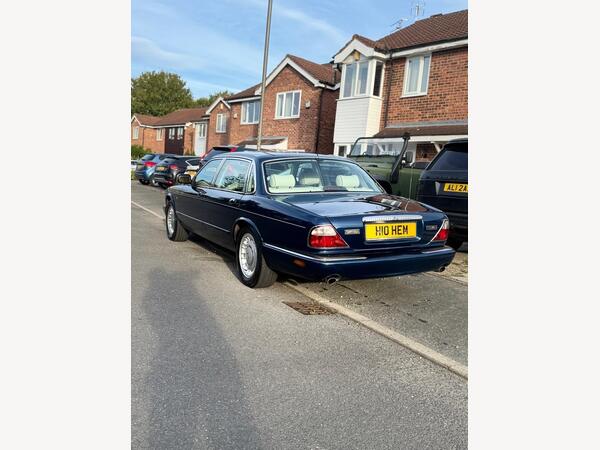 Daimler Saloon