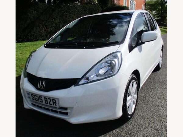 Honda Jazz 1.4 i-VTEC ES Plus CVT Euro 5 5dr