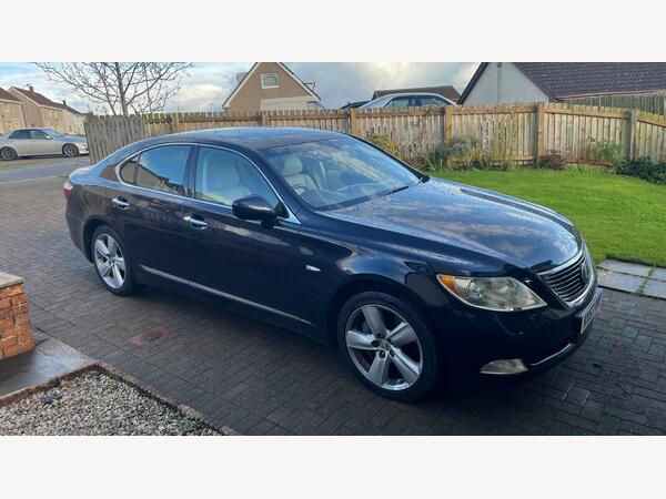 Lexus LS 4.6 460 V8 SE-L Auto Euro 4 4dr