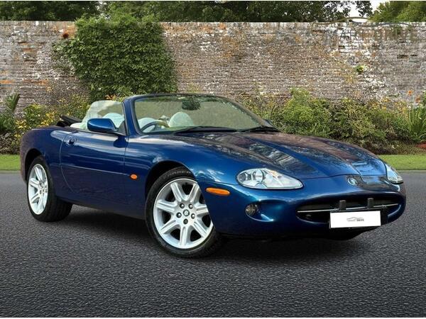 Jaguar XK8 4.0 2dr