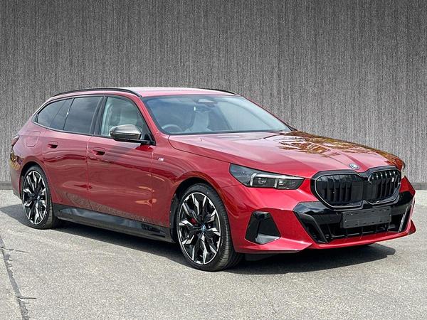 BMW i5 40 83.9kWh M Sport Pro Auto eDrive 4dr (11kW Charger)