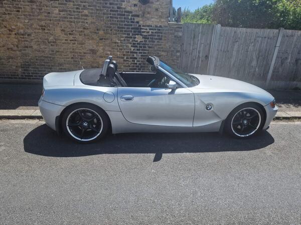 BMW Z4 3.0i Euro 3 2dr