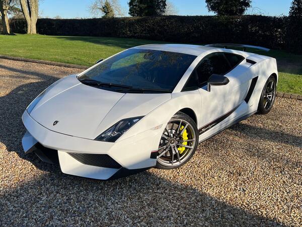 Lamborghini Gallardo 5.2 V10 LP 570-4 Superleggera EGear 4WD Euro 5 2dr