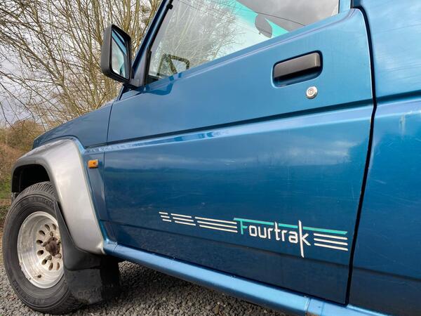 Daihatsu Fourtrak 2.8 TDX Riviera Limited Edition 3dr