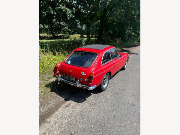 MG MGB GT 1.8 2dr