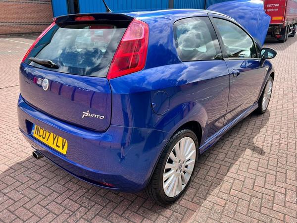Fiat Grande Punto 1.4 16v Sporting 3dr