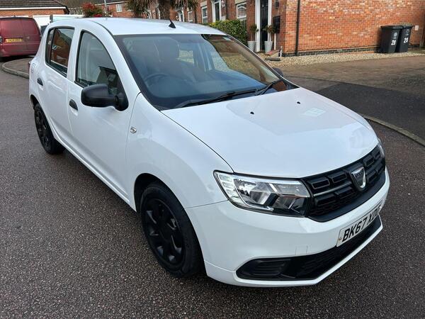 Dacia Sandero 1.0 SCe Ambiance Euro 6 5dr