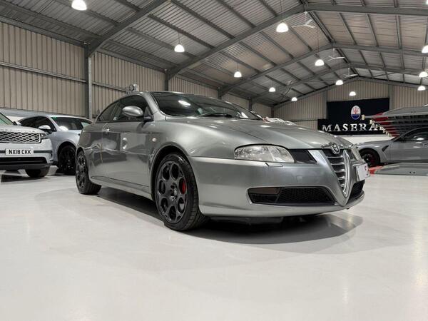 Alfa Romeo GT 3.2 V6 24V 2dr