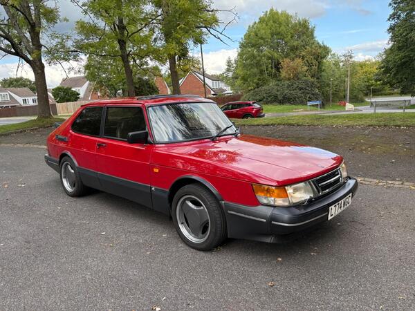 Saab 900 2.0i S Coupe 3dr Petrol Automatic (130 bhp)