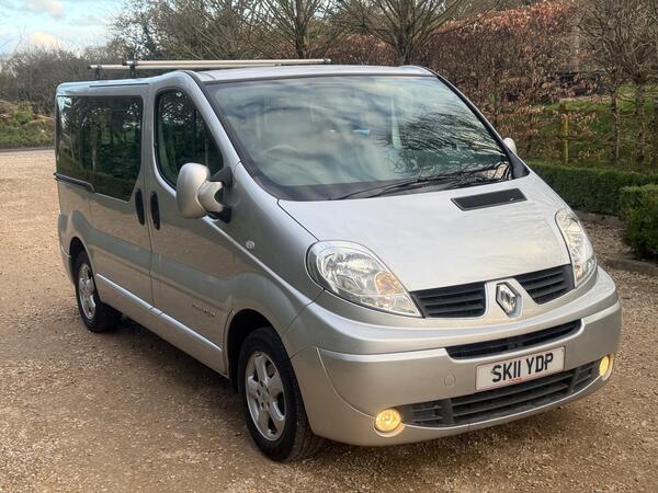 Renault Trafic 2.0 dCi SL27 Sport Panel Van 4dr Diesel Manual L1 H1 (Phase 3) (195 g/km, 115 bhp)