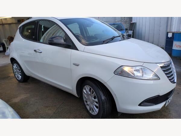Chrysler Ypsilon 1.2 S Euro 5 (s/s) 5dr