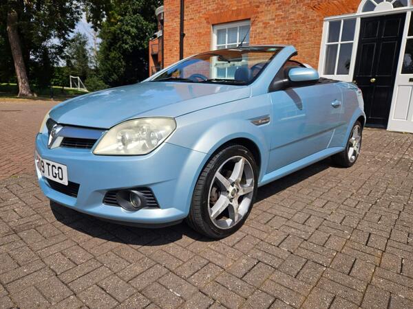 Vauxhall Tigra 1.4i 16v Exclusiv 2dr (a/c)