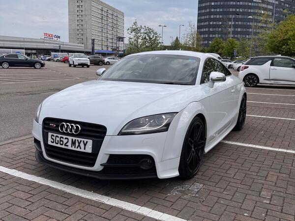 Audi TTS 2.0 TFSI Black Edition quattro Euro 5 3dr