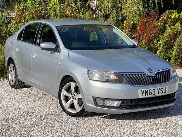 Skoda Rapid 1.6 TDI Elegance Euro 5 5dr
