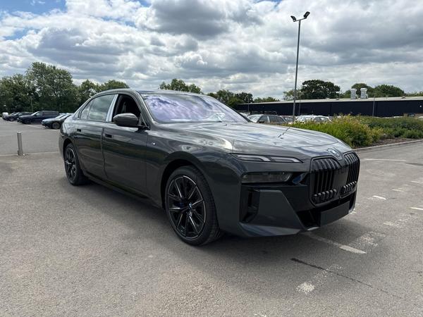 BMW i7 50 105.7kWh M Sport Auto eDrive 4dr