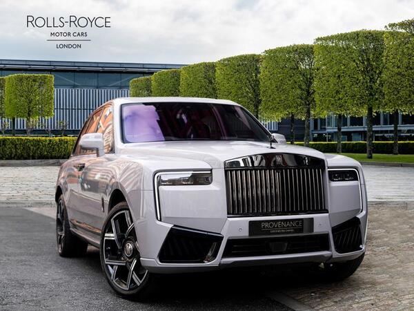 Rolls-Royce Cullinan Series II 6.75 V12 Black Badge Auto 4WD Euro 6 5dr