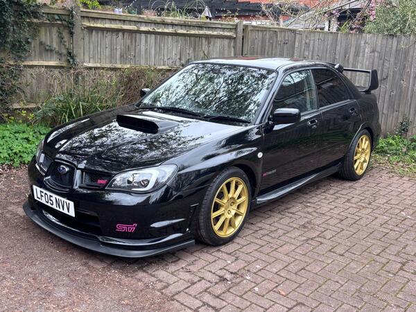 Subaru Impreza JDM 2.0 WRX STI (Performance pack) 299 bhp)