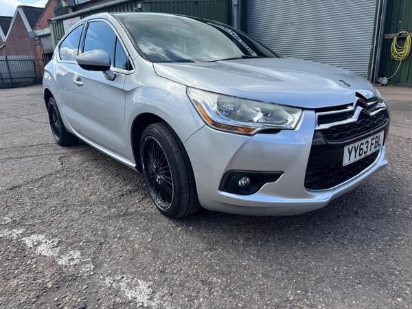 Citroen DS4 1.6 e-HDi Airdream DStyle Euro 5 (s/s) 5dr