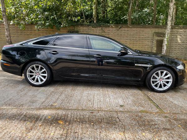 Jaguar XJ 3.0d V6 Portfolio Auto Euro 5 (s/s) 4dr (LWB)